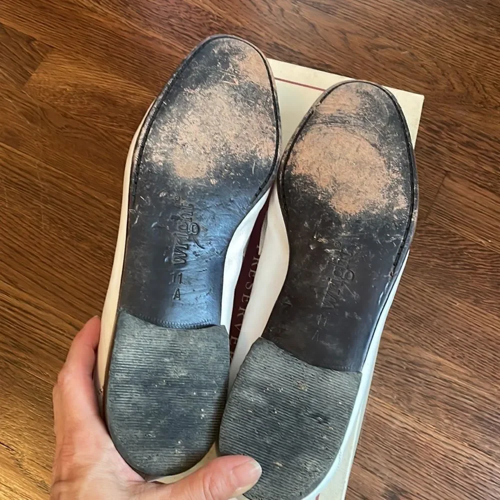 E.T. Wright Woven Vamp white leather slip‎ on loafers with tassels